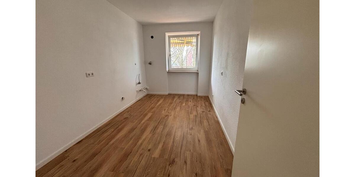 Etagenwohnung Krefeld Fischeln - 3 Zimmer, 83 m&sup2;, 890&euro; | Angebot:25484235