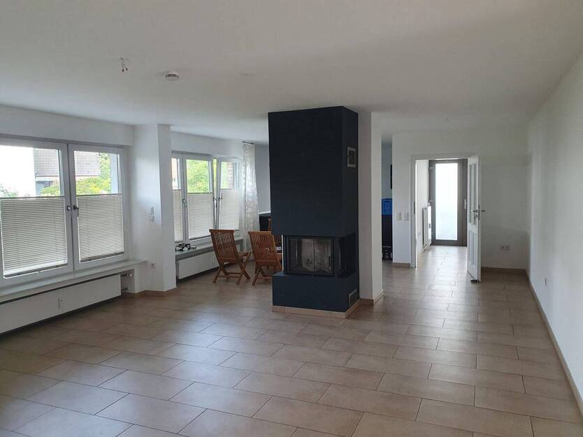 Gepflegtes und repräsentatives, großzügiges Einfamilienhaus mit Einliegerwohnung in Bochum-Eppendorf - 7 km von Essen 9 zimmer