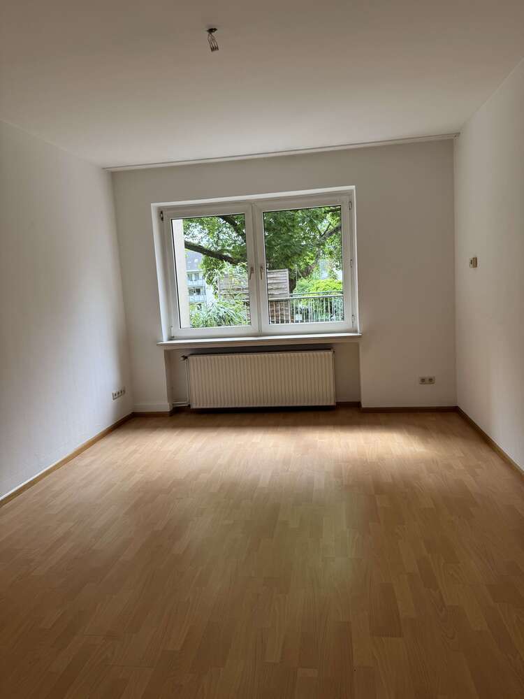 Wohnung zum Mieten in Duisburg 375 € 56.47 m²