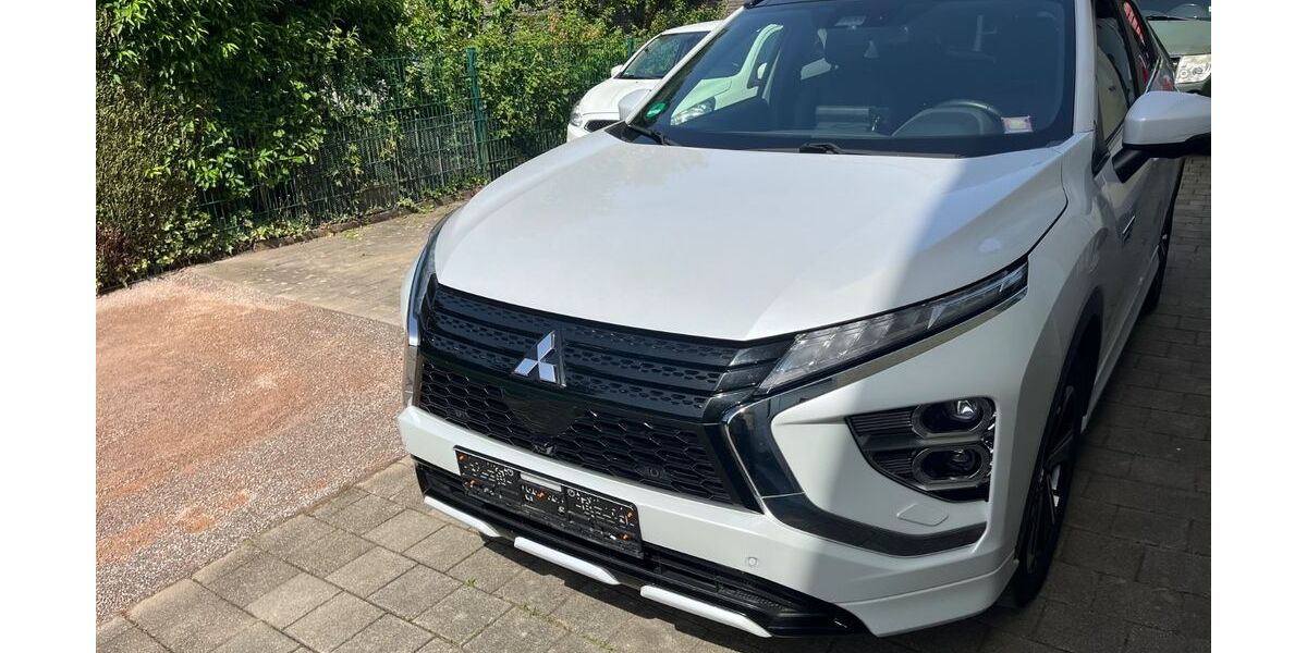 Mitsubishi Eclipse Cross 68.000 km 22.900 &euro; Wesel 46487