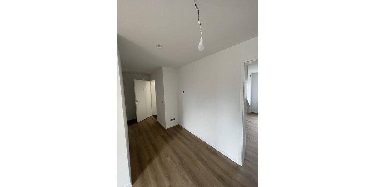 Etagenwohnung Kempen St. Hubert - 2 Zimmer, 72 m&sup2;, 1.000&euro; | Angebot:26914857