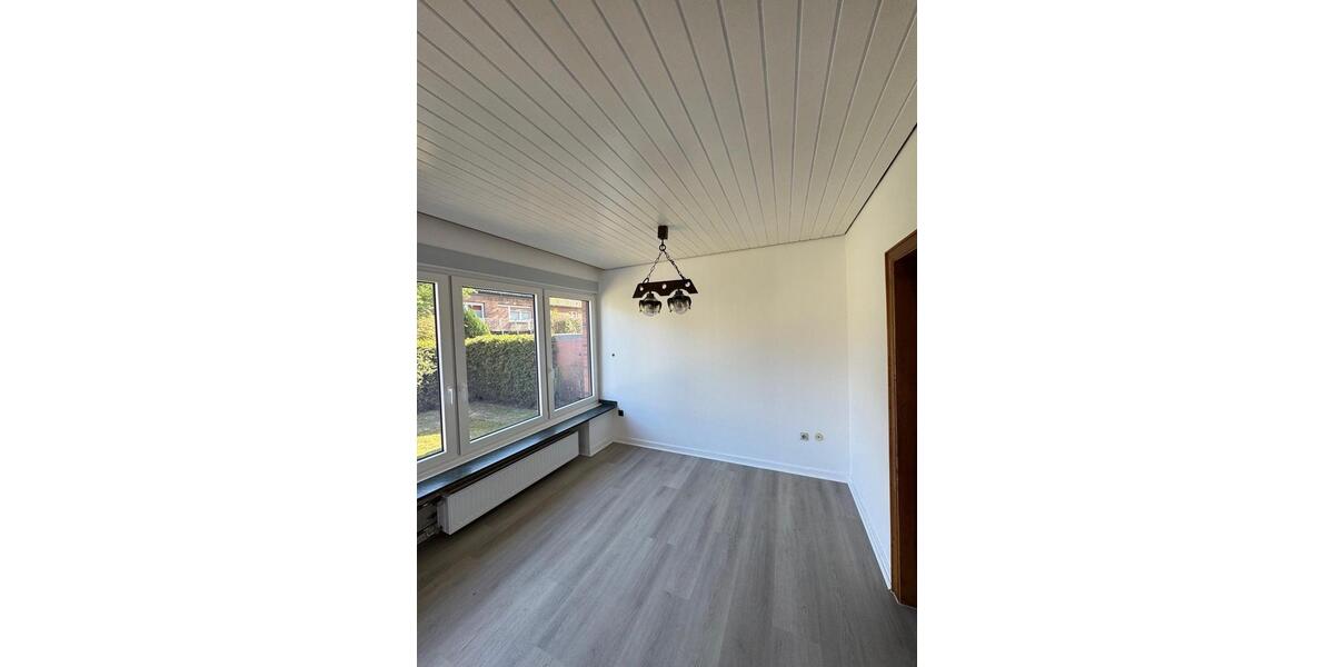 Doppelhaushälfte Oberhausen Schmachtendorf - 5 Zimmer, 120 m&sup2;, 1.590&euro; | Angebot:26323095