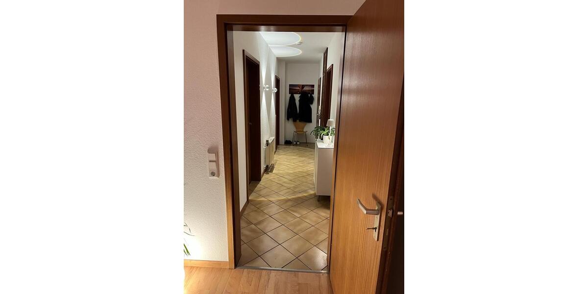 Etagenwohnung Kaarst - 3 Zimmer, 80 m&sup2;, 1.280&euro; | Angebot:26322228