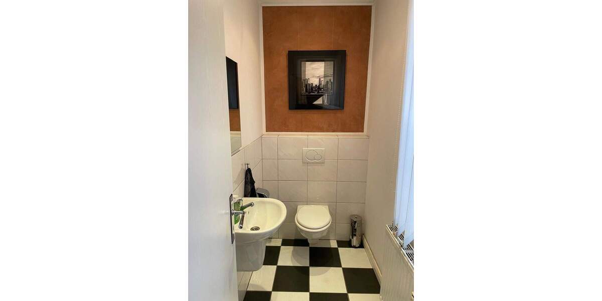 Gewerbeobjekt Neuss Furth-Mitte - 5 Zimmer, 91 m&sup2;, 1.795&euro; | Angebot:25726396