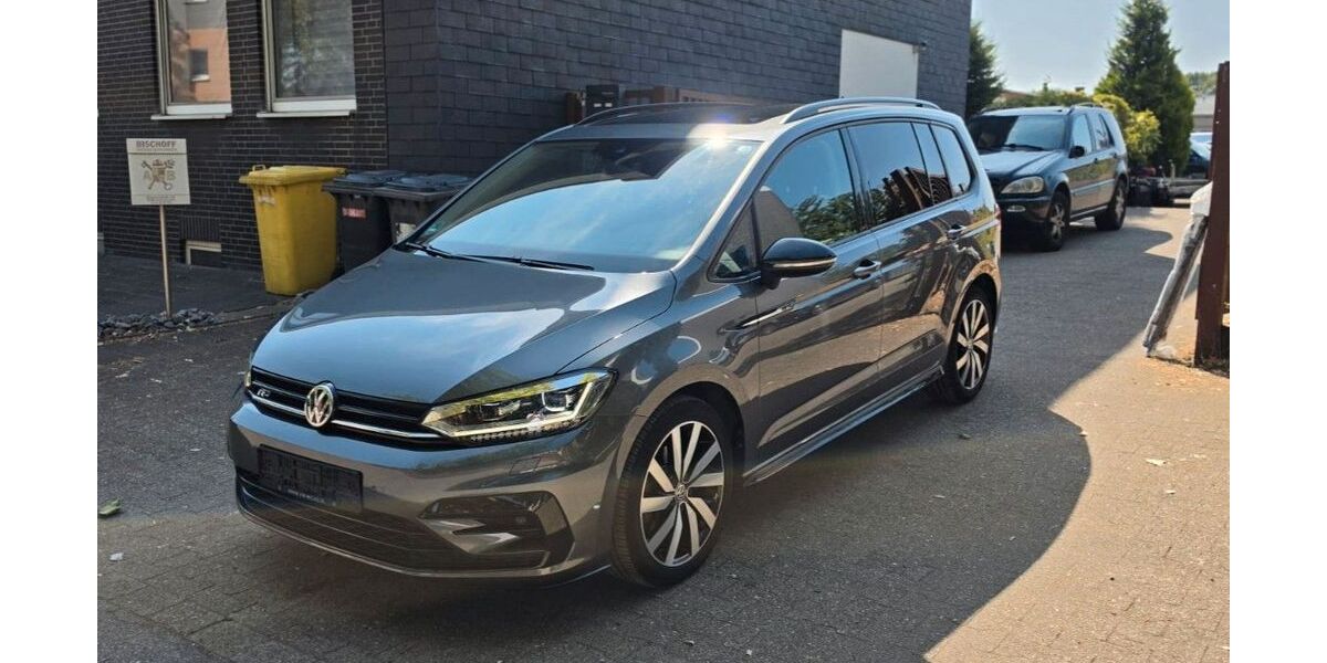 VW Touran 49.786 km 26.990 &euro; Gelsenkirchen 45886