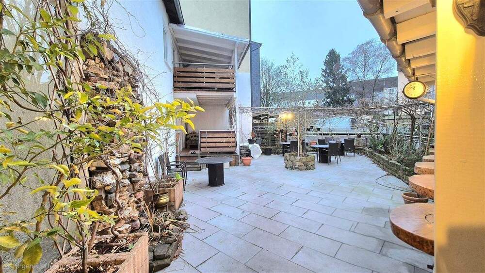 Gewerbeobjekt Essen Frohnhausen - 4 Zimmer, 1.850.000&euro; | Angebot:25678722