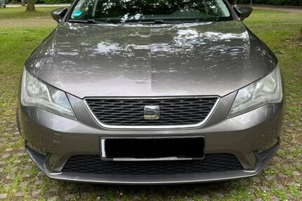 Seat Leon 104.012 km 7.199 &euro; Gladbeck 45964