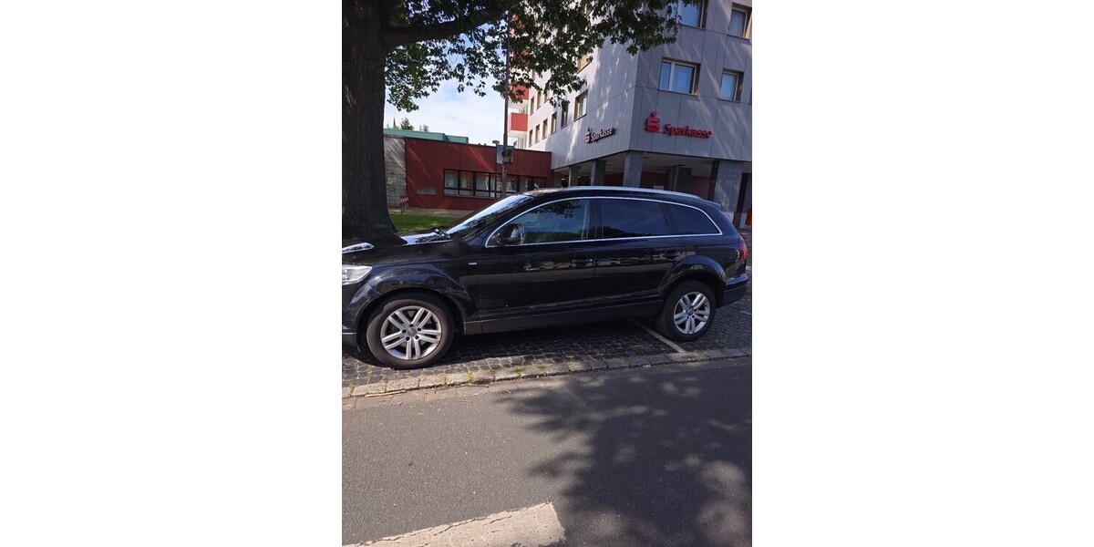 Audi Q 7 238.600 km 9.900 € Essen 45121