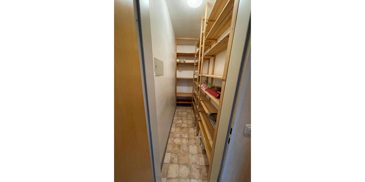 Etagenwohnung Duisburg Huckingen - 3 Zimmer, 78 m&sup2;, 1.137&euro; | Angebot:24766539
