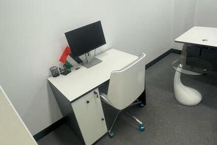 Zehn Stellplätze inklusive Büro in Gelsenkirchen zimmer