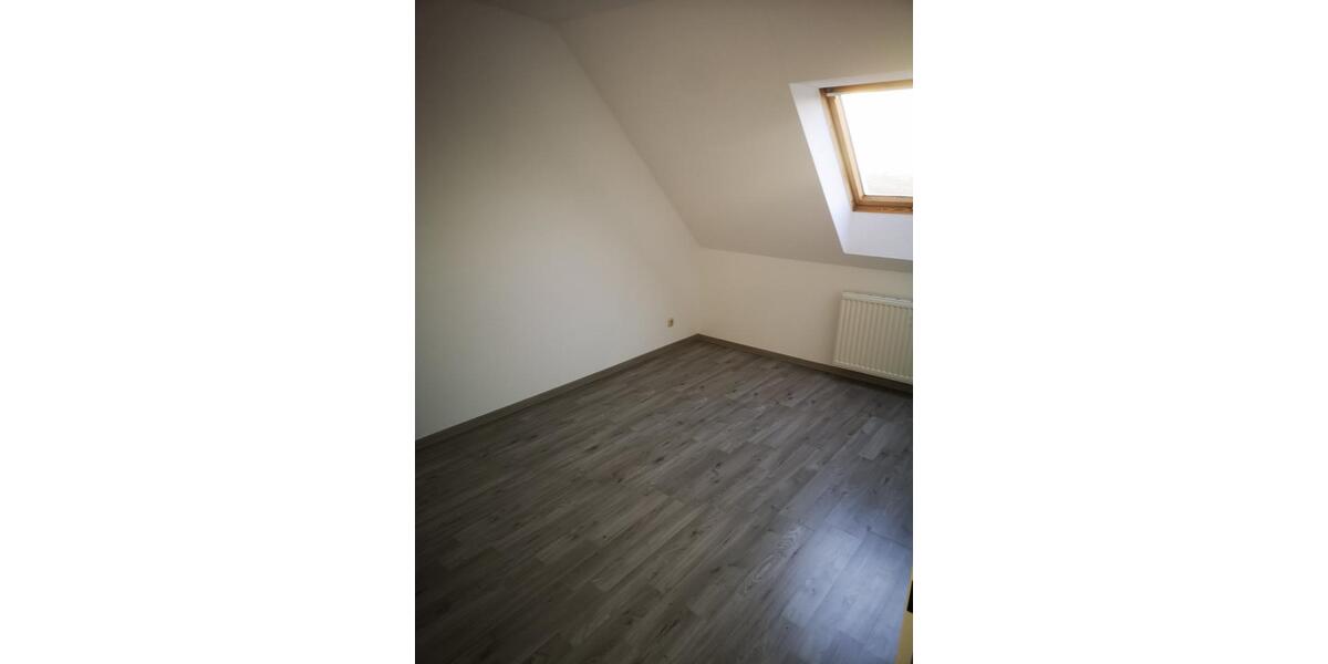 Maisonettenwohnung Duisburg Rheinhausen - 4 Zimmer, 124 m&sup2;, 1.300&euro; | Angebot:24652210