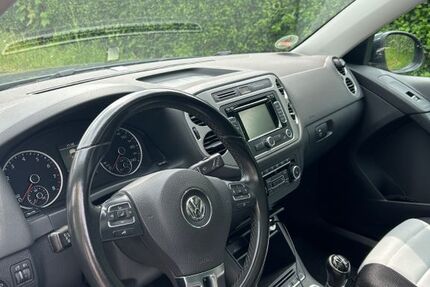 VW Tiguan 99.000 km 8.500 &euro; Duisburg 47169