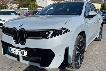 BMW iX3 4.900 km 84.880 &euro; Essen 45134