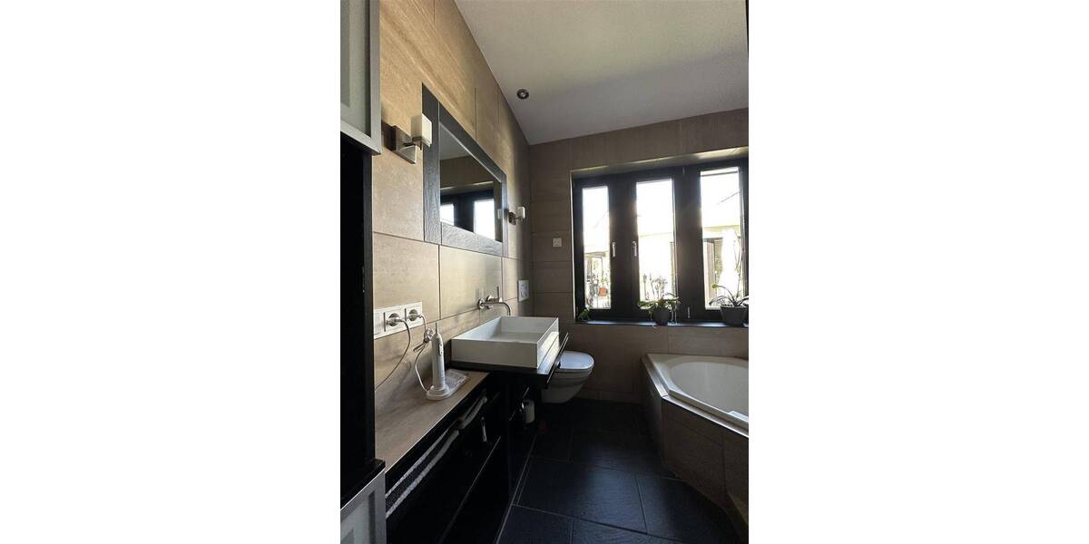 Bungalow Kaarst Kaarst-West - 5 Zimmer, 151 m&sup2;, 988.000&euro; | Angebot:26379502