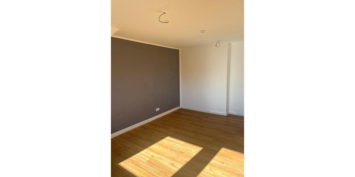 Dachgeschoßwohnung Oberhausen Alsfeld - 2.5 Zimmer, 86 m&sup2;, 845&euro; | Angebot:25641567