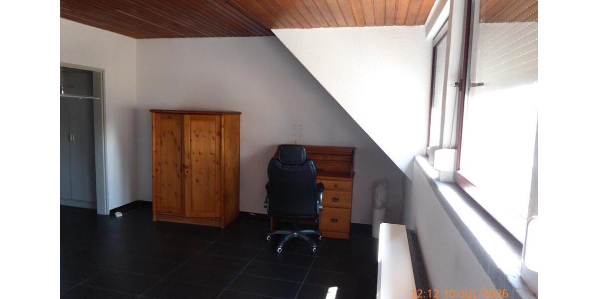 Dachgeschoßwohnung Essen Frillendorf - 2 Zimmer, 61 m&sup2;, 129.000&euro; | Angebot:27157936