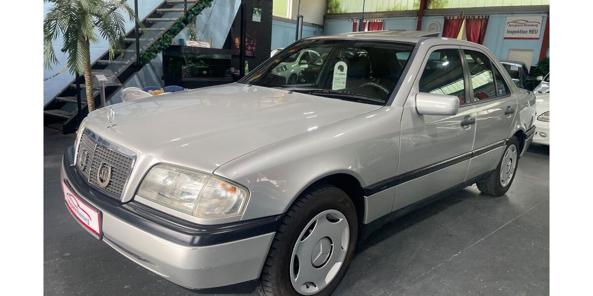 Mercedes-Benz C 200 48.000 km 8.990 &euro; Rheinberg 47495