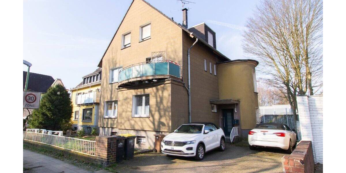Mehrfamilienhaus, Wohnhaus Essen Bergerhausen - 8 Zimmer, 229 m&sup2;, 440.000&euro; | Angebot:26862346