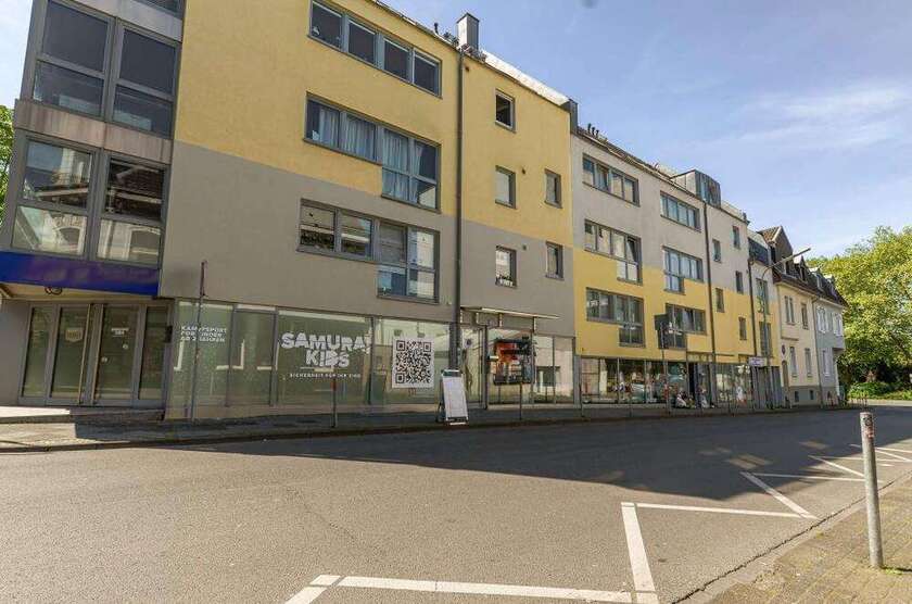 Einzelhandel in Leverkusen 1.000 € 62 m²