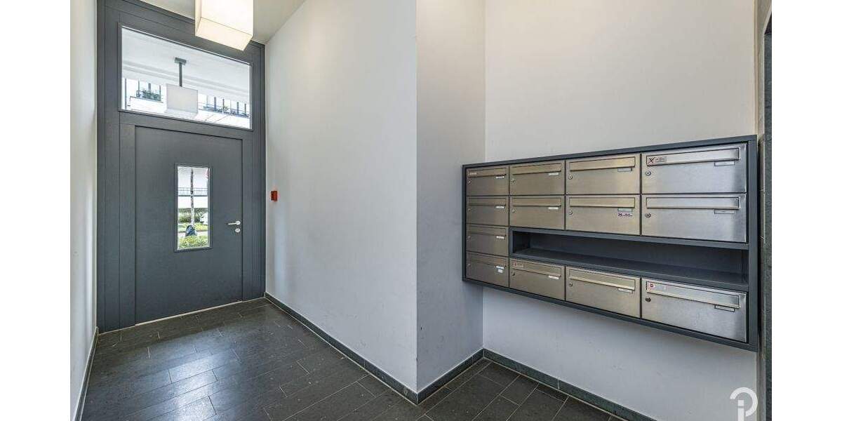 Etagenwohnung Düsseldorf Oberkassel - 3 Zimmer, 130 m&sup2;, 2.900&euro; | Angebot:25287976