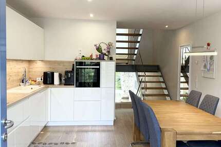 Haus zum Kaufen in Ratingen 685.000 € 126 m² 5 zimmer