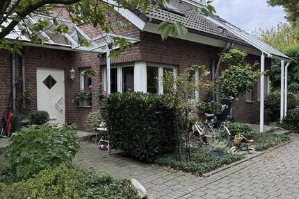 Haus Düsseldorf Lörick - 5 Zimmer, 161 m&sup2;, 1.350.000&euro; | Angebot:24860243