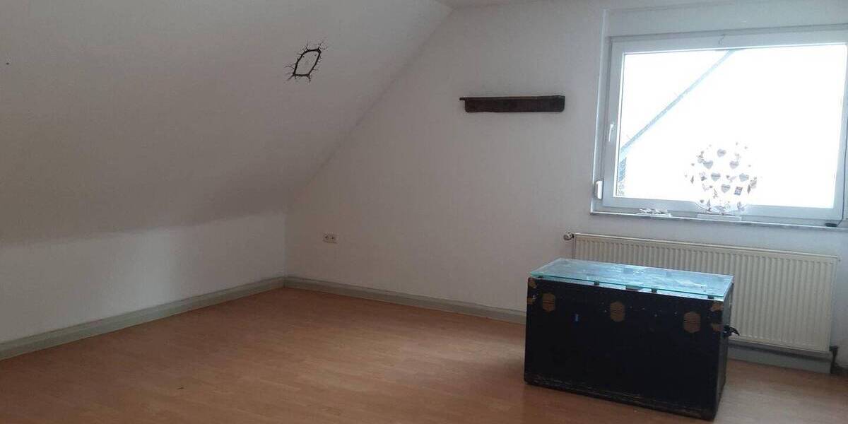 Etagenwohnung Oberhausen Alstaden-Ost - 2 Zimmer, 63 m&sup2;, 103.000&euro; | Angebot:25779483