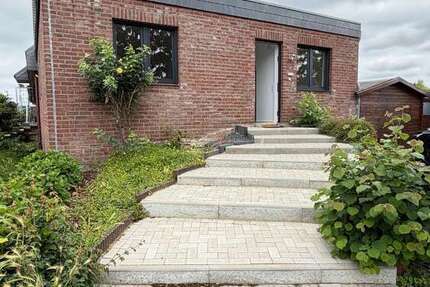 Haus Willich - 4 Zimmer, 93 m&sup2;, 1.550&euro; | Angebot:26824161