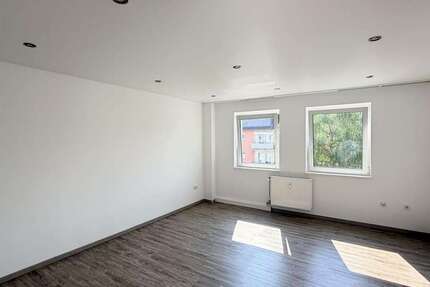Wohnung Düsseldorf Unterrath - 3 Zimmer, 65 m&sup2;, 1.225&euro; | Angebot:27151101