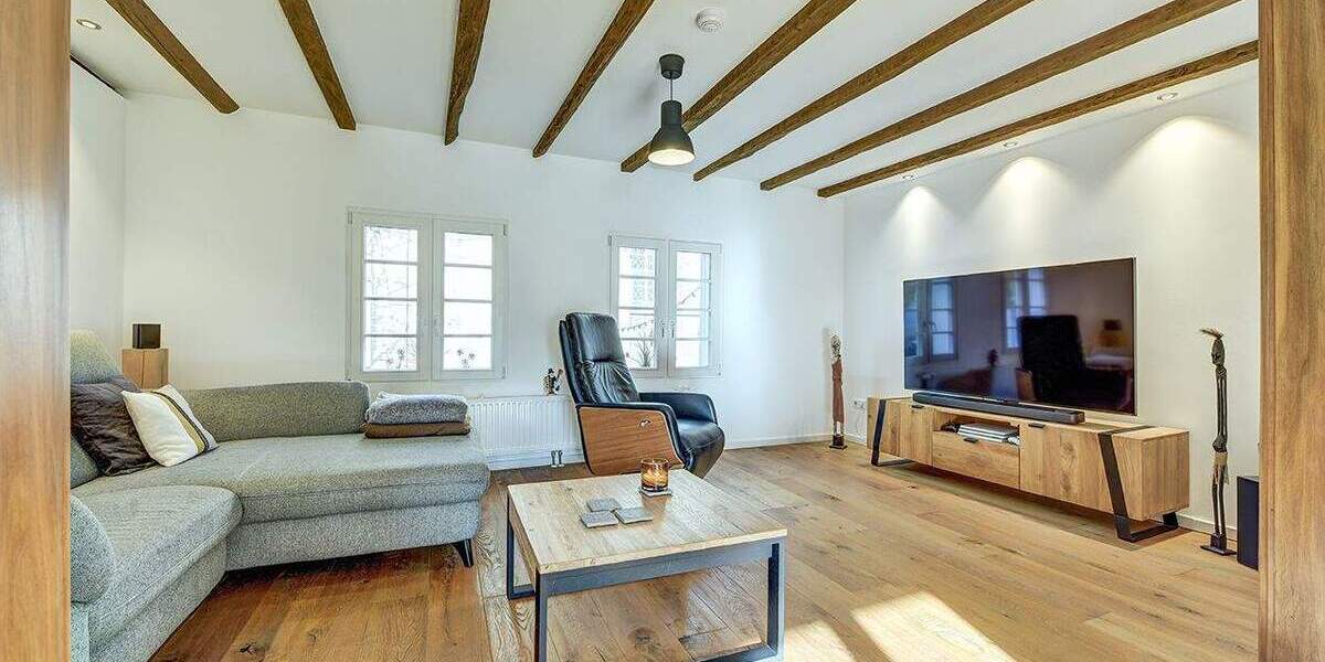 Mehrfamilienhaus, Wohnhaus Mettmann - 9 Zimmer, 307 m&sup2;, 3.700&euro; | Angebot:23824613