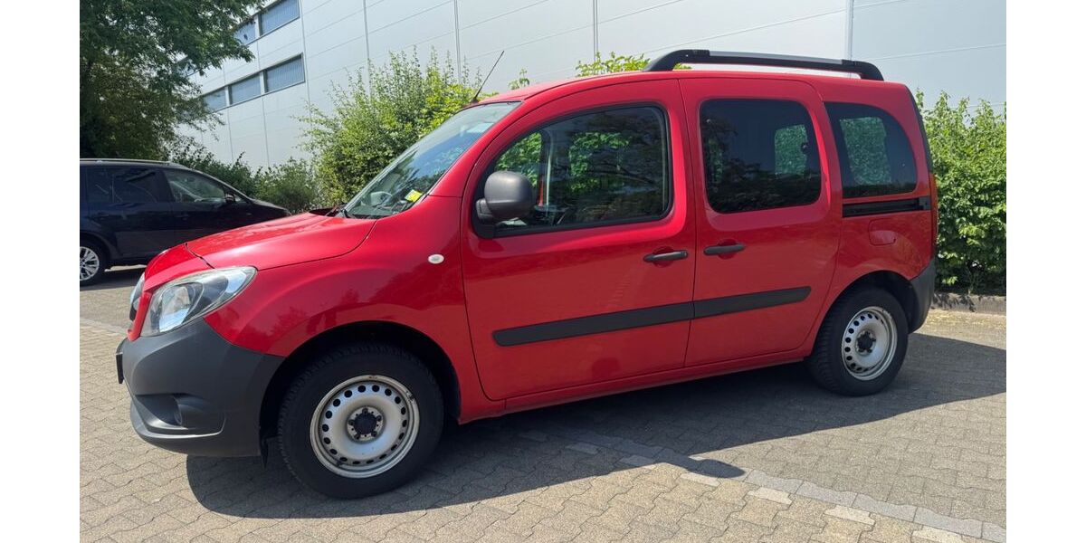 Mercedes-Benz Citan 119.532 km 9.250 &euro; Düsseldorf 40468