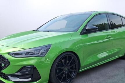 Ford Focus 8.940 km 33.890 &euro; Gelsenkirchen 45891