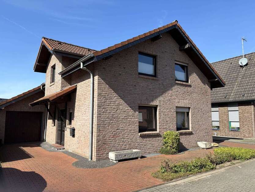 Haus zum Kaufen in Duisburg 775.000 € 190 m²