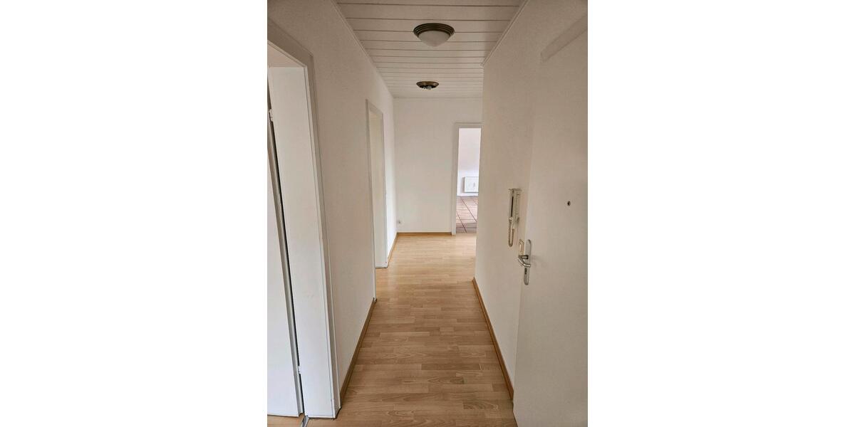 Etagenwohnung Willich - 3 Zimmer, 100 m&sup2;, 1.190&euro; | Angebot:25382907