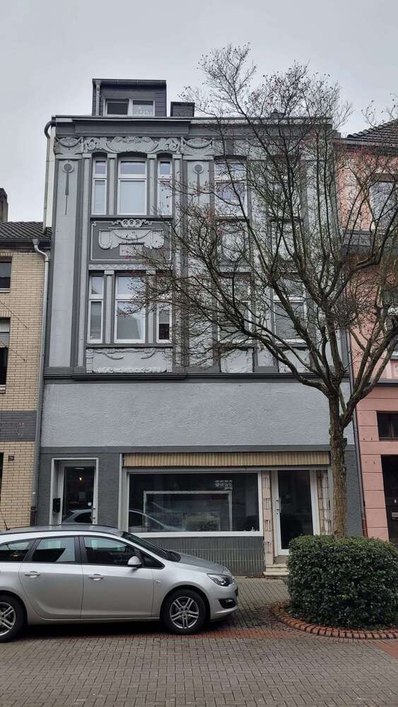 Haus zum Kaufen in Gelsenkirchen 229.000 € 147.7 m²