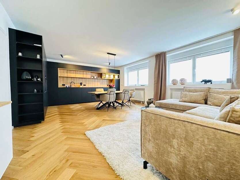 Wohnung zum Mieten in Düsseldorf Oberkassel 2.150 € 92 m²
