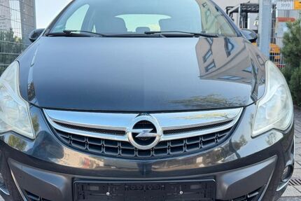Opel Corsa 175.657 km 2.799 &euro; Oberhausen 46047