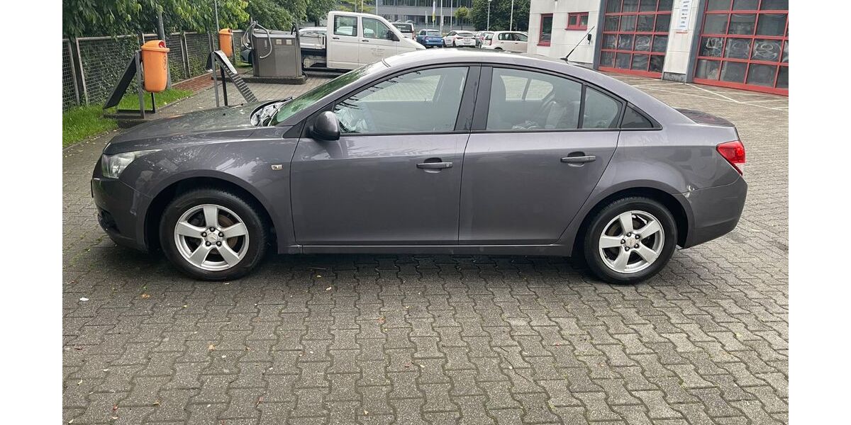 Chevrolet Cruze 150.000 km 2.350 &euro; Hattingen 45525