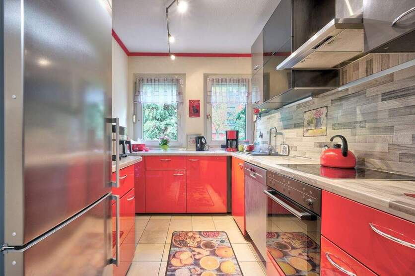 Ein Zuhause, das Generationen verbindet - Gepflegtes Zweifamilienhaus mit Garten 6 zimmer