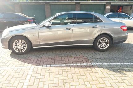 Mercedes E 300