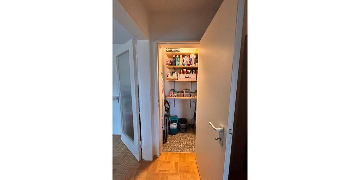 Etagenwohnung Duisburg Angerhausen - 2 Zimmer, 77 m&sup2;, 830&euro; | Angebot:26341758