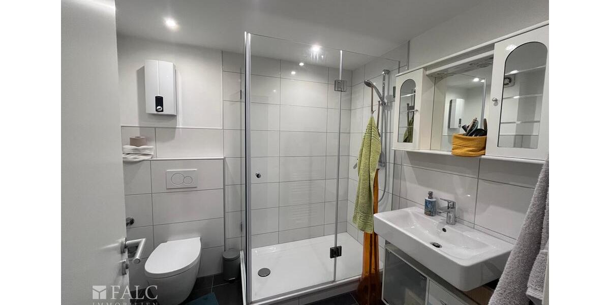 Dachgeschoßwohnung Essen Stadtbezirk IV - 2 Zimmer, 68 m&sup2;, 662&euro; | Angebot:26459075