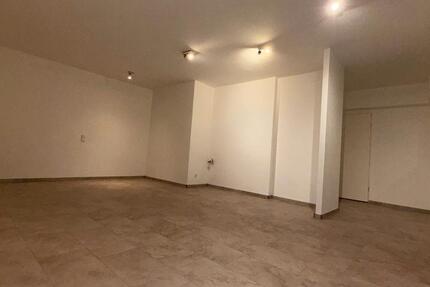 Wohnung Essen Stadtbezirk IX - 1.5 Zimmer, 33 m&sup2;, 500&euro; | Angebot:26408145