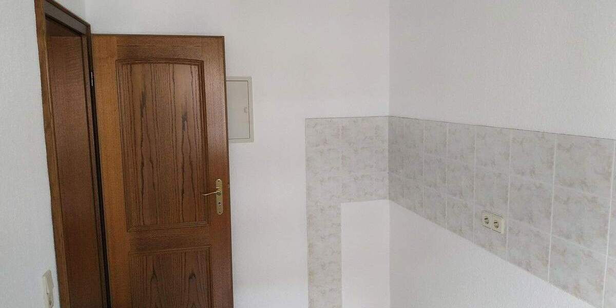 Etagenwohnung Krefeld Hüls - 2 Zimmer, 74 m&sup2;, 850&euro; | Angebot:25044942