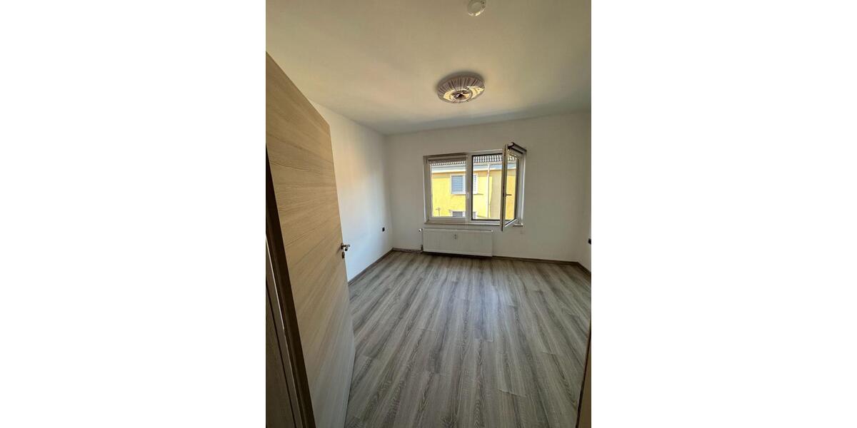 Etagenwohnung Oberhausen - 2.5 Zimmer, 55 m&sup2;, 128.000&euro; | Angebot:25642571