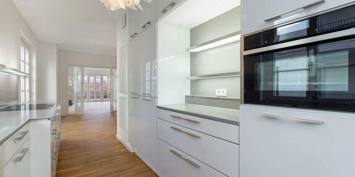 Reihenendhaus Düsseldorf Heerdt - 5 Zimmer, 220 m&sup2;, 1.790.000&euro; | Angebot:24156259