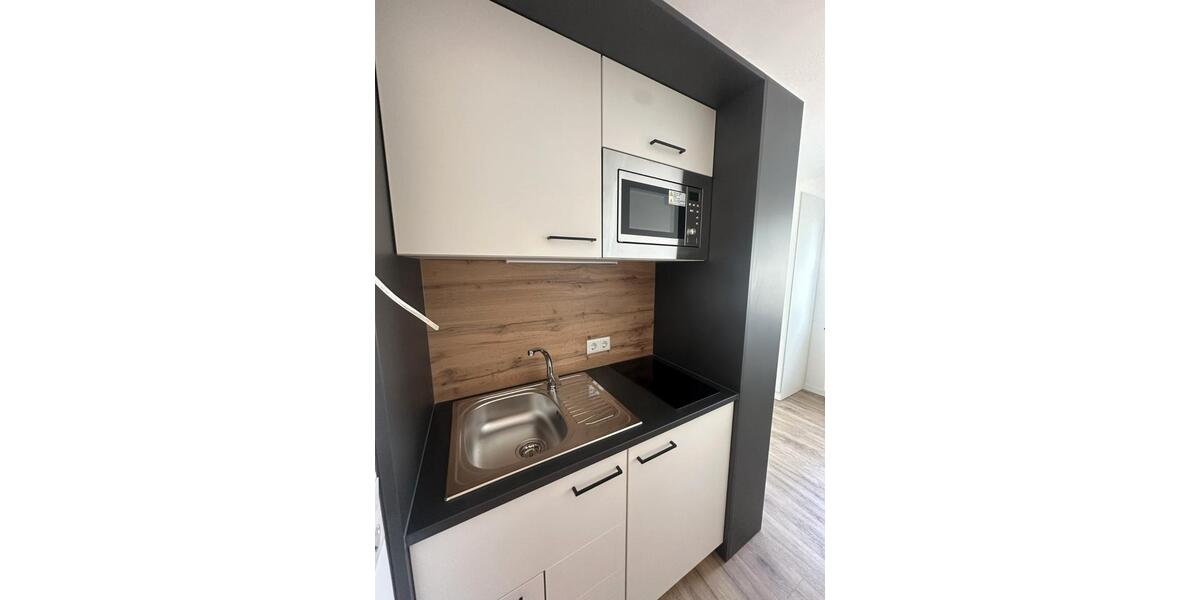 Etagenwohnung Essen Stadtbezirk VI - 1 Zimmer, 15 m&sup2;, 475&euro; | Angebot:26444008