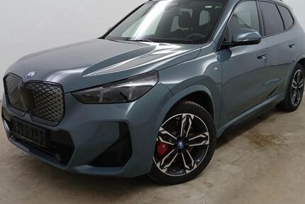 BMW iX1 6.200 km 48.980 &euro; Meerbusch 40668