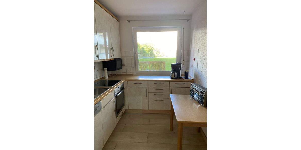 Erdgeschosswohnung in Düsseldorf-Wersten mit Tiefgaragenstellplatz & Garten mit Spielplatz 3 zimmer