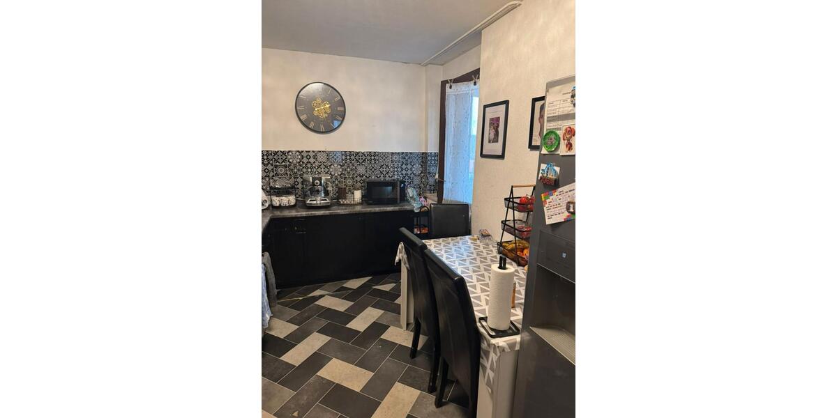 Etagenwohnung Neuss - 3 Zimmer, 84 m&sup2;, 299.000&euro; | Angebot:27213826